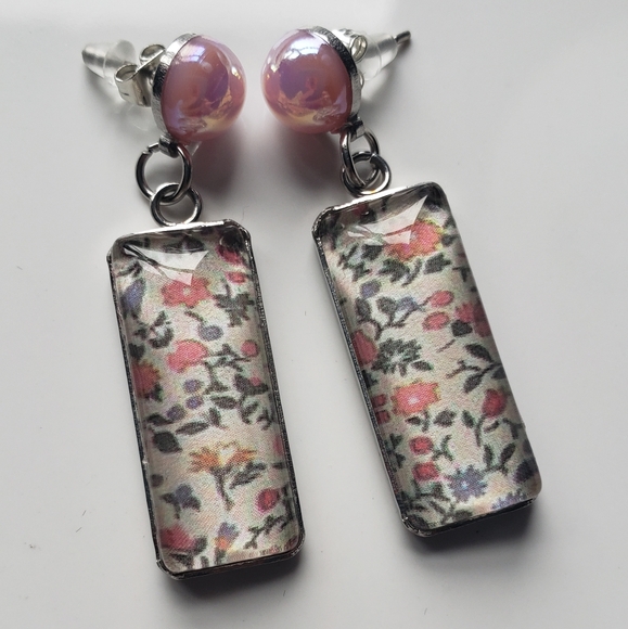 Handmade Pink Pearl Glass Spring Earrings - Picture 8 of 9